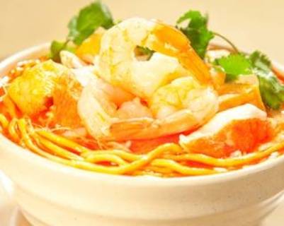 Seafood Laksa Noodle Soup 海鮮啦沙湯麵